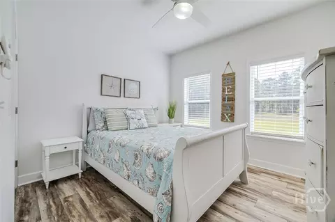 Bedroom - 1045 Par Dr NE, Townsend, GA 31331 photo 5 of 16