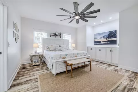 Bedroom - 1045 Par Dr NE, Townsend, GA 31331 photo 2 of 16
