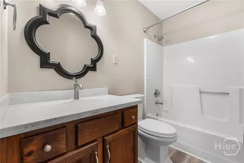 Bath - 549 Kendricks Rd, Brooklet, GA 30415 photo 3 of 6