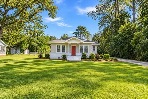 64 Nelson Ave, Garden City, GA 31408