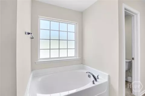 Bath - 7 Bridlington, Savannah, GA 31407 photo 2 of 7