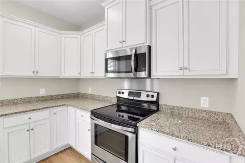 Kitchen - 7 Bridlington, Savannah, GA 31407 photo 4 of 6