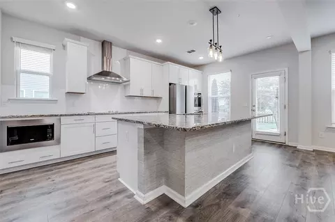 Kitchen - 181 Benelli Dr, Pooler, GA 31322 photo 6 of 7