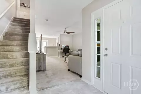 Entry Way - 40 Ashleigh Ln, Savannah, GA 31407 photo 1 of 3