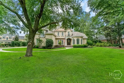37 Grand Lake Cir, Savannah, GA 31405