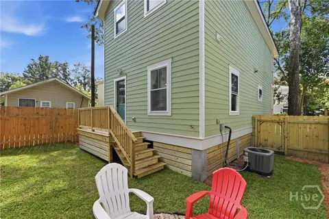 Exterior - 744 E 33rd St, Savannah, GA 31401 photo 3 of 6