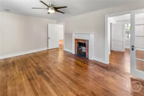 Living - 2235 E 41st St, Savannah, GA 31404 photo 2 of 10