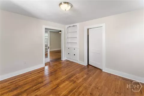Living - 2235 E 41st St, Savannah, GA 31404 photo 5 of 10