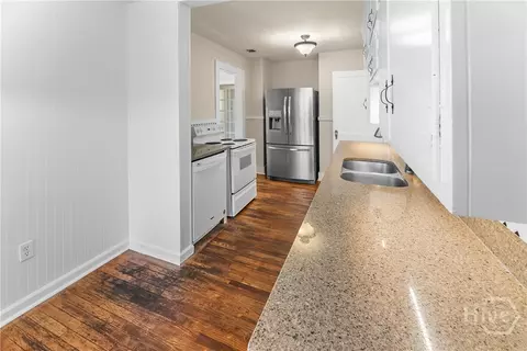Kitchen - 2235 E 41st St, Savannah, GA 31404 photo 3 of 3