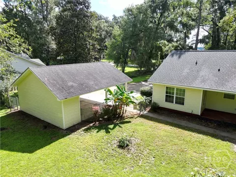 Exterior - 504 Lake Dr, Midway, GA 31320 photo 14 of 14