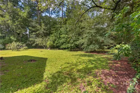 Exterior - 504 Lake Dr, Midway, GA 31320 photo 9 of 14