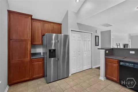 Kitchen - 254 Opus Ct, Pooler, GA 31322 photo 3 of 3