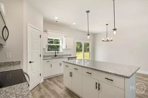 Kitchen - 337 Crosswinds Dr, Rincon, GA 31326 photo 1 of 2