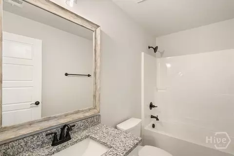 Bath - 337 Crosswinds Dr, Rincon, GA 31326 photo 3 of 3