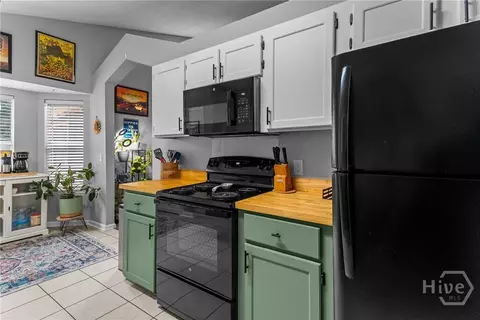 Kitchen - 5313 Mccall Rd, Rincon, GA 31326 photo 2 of 5