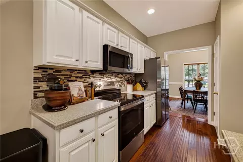 Kitchen - 65 Conservation Dr, Savannah, GA 31419 photo 3 of 6