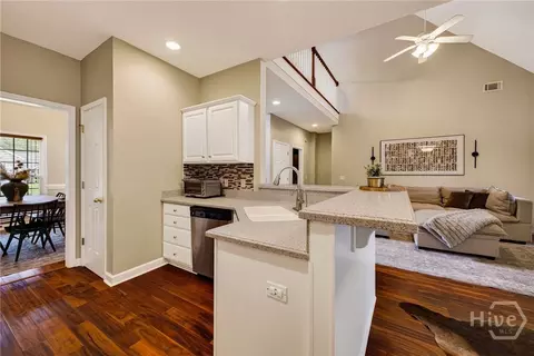 Kitchen - 65 Conservation Dr, Savannah, GA 31419 photo 6 of 6