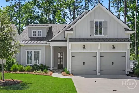 110 Grand Harbor Cir, Savannah, GA 31411