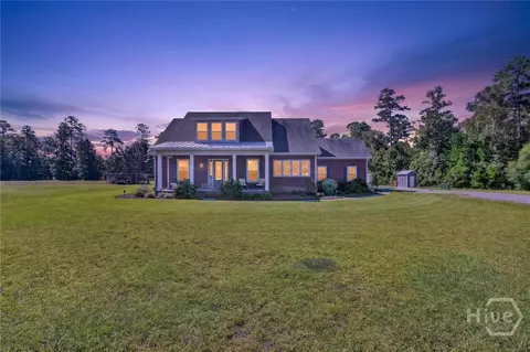 676 Dunham Marsh Trl, Richmond Hill, GA 31324