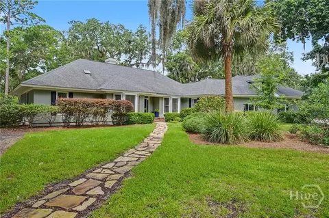 4 Loblolly Ln, Savannah, GA 31411