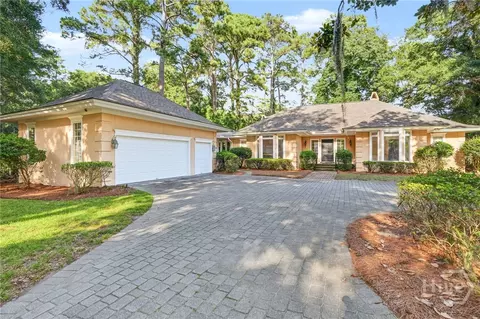 7 Prestbury Ln, Savannah, GA 31411