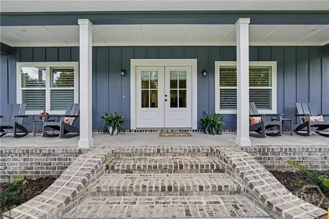Exterior - 2 Willow Pointe Dr, Claxton, GA 30417 photo 2 of 8