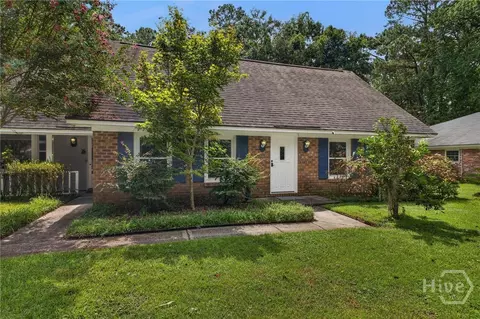 612 Suncrest Blvd, Savannah, GA 31410