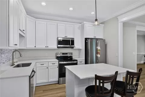 Kitchen - 125 Houston St, Pooler, GA 31322 photo 2 of 2