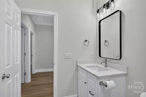 Bath - 125 Houston St, Pooler, GA 31322 photo 7 of 8