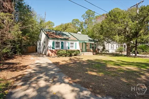 Exterior - 1702 E 41st St, Savannah, GA 31404 photo 2 of 7