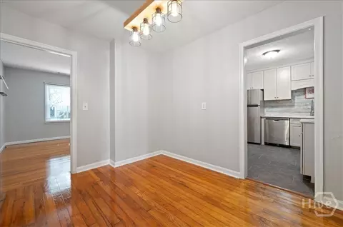 Dining - 1702 E 41st St, Savannah, GA 31404 photo 1 of 2
