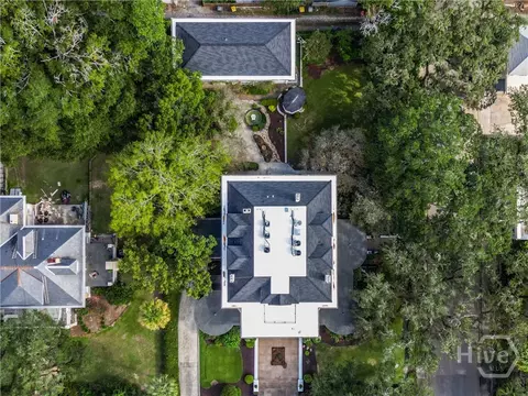 View/Area - 920 E Victory Dr, Savannah, GA 31405 photo 1 of 6