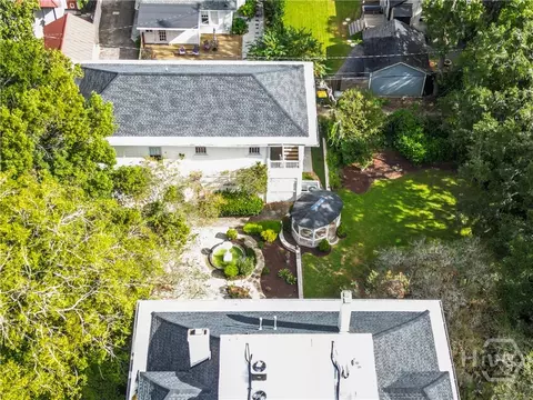 Exterior - 920 E Victory Dr, Savannah, GA 31405 photo 7 of 7
