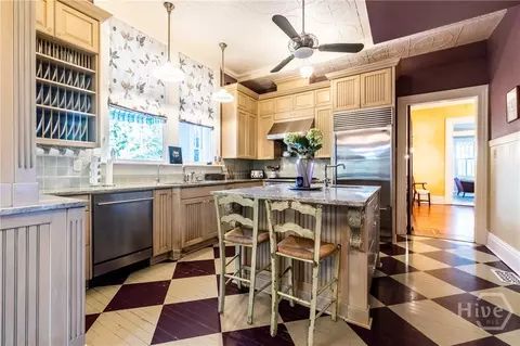 Kitchen - 920 E Victory Dr, Savannah, GA 31405 photo 1 of 6
