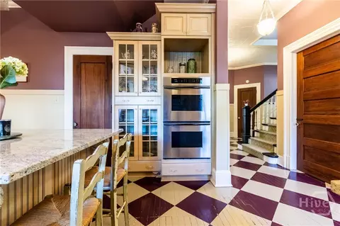 Kitchen - 920 E Victory Dr, Savannah, GA 31405 photo 3 of 6