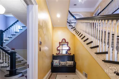 Entry Way - 920 E Victory Dr, Savannah, GA 31405 photo 7 of 9