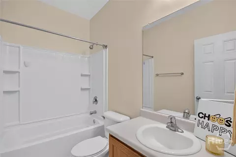 Bath - 119 Pine View Xing, Pooler, GA 31322 photo 2 of 4