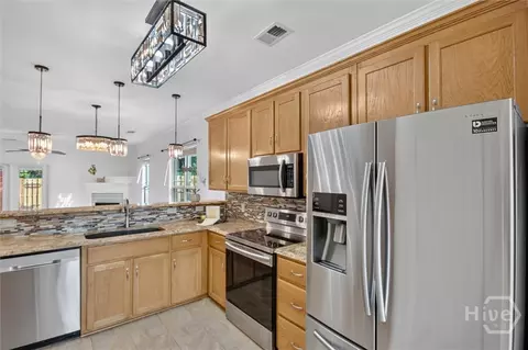 Kitchen - 119 Pine View Xing, Pooler, GA 31322 photo 2 of 3