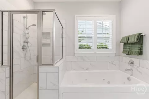 Bath - 119 Danbury Ct, Pooler, GA 31322 photo 3 of 4