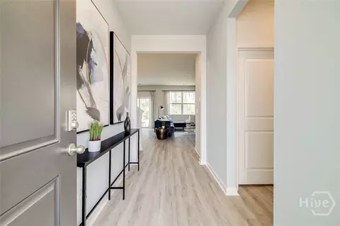 Entry Way - 113 Harbour Dr, Hardeeville, SC 29927 photo 1 of 3