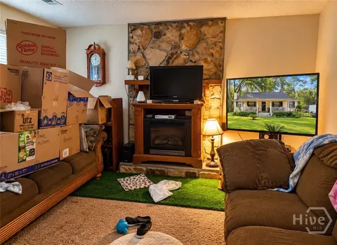 Living - 406 E 3rd St, Rincon, GA 31326 photo 1 of 1