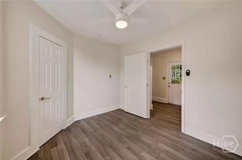 Bedroom - 666 E 32nd St, Savannah, GA 31401 photo 6 of 9