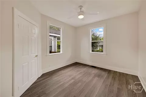 Bedroom - 666 E 32nd St, Savannah, GA 31401 photo 3 of 9