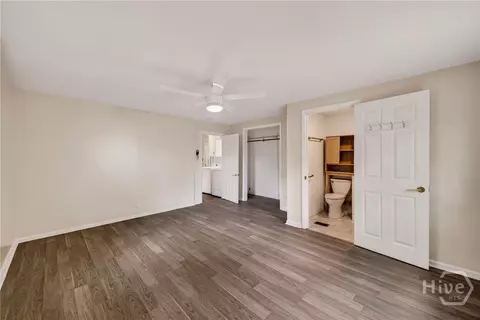 Bedroom - 666 E 32nd St, Savannah, GA 31401 photo 2 of 9