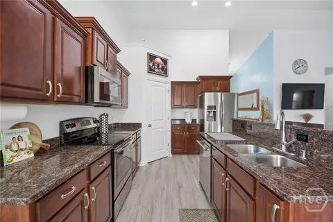 Kitchen - 347 Casey Dr, Pooler, GA 31322 photo 3 of 3