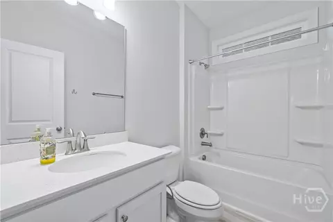 Bath - 117 Waterside Ln, Pooler, GA 31322 photo 3 of 4