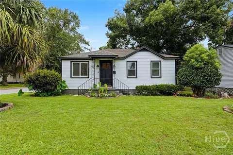 2402 Texas Ave, Savannah, GA 31404