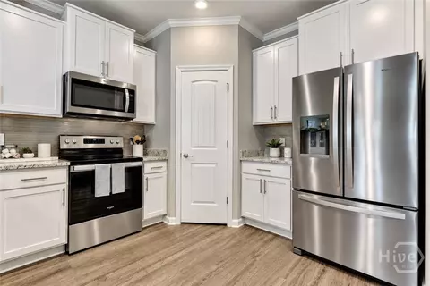 Kitchen - 233 Sonoma Dr, Pooler, GA 31322 photo 4 of 4