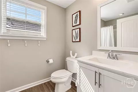 Bath - 233 Sonoma Dr, Pooler, GA 31322 photo 3 of 3