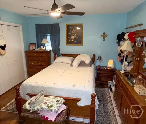 Bedroom - 810 W Main St, Claxton, GA 30417 photo 5 of 12